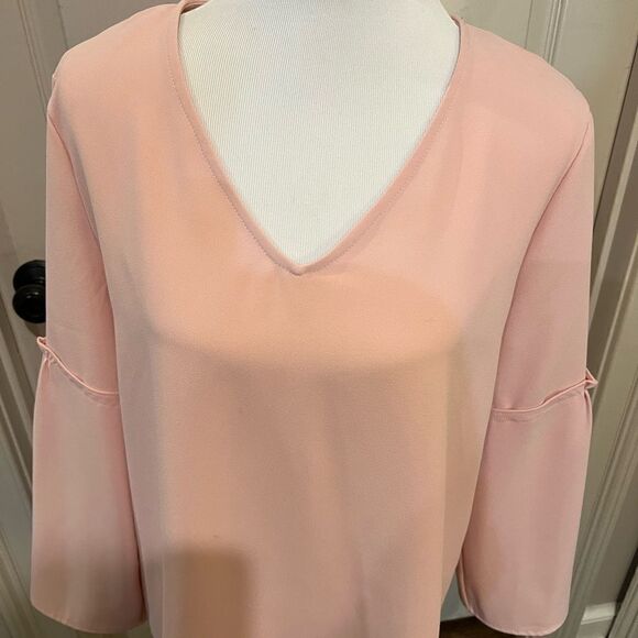 KAREN KANE Lovely Pastel Pink Top w/ Bell Sleeves Large - Picture 1 of 4